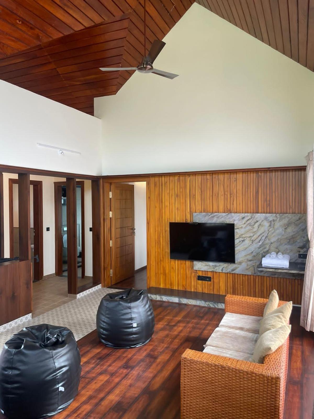 Biranji Aqua Retreat Hotel Chikmagalur Luaran gambar